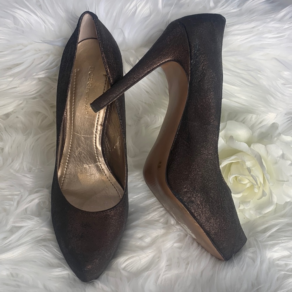 GUC BCBGENERATIONS Parade Chocolate Brown Leather Pump,